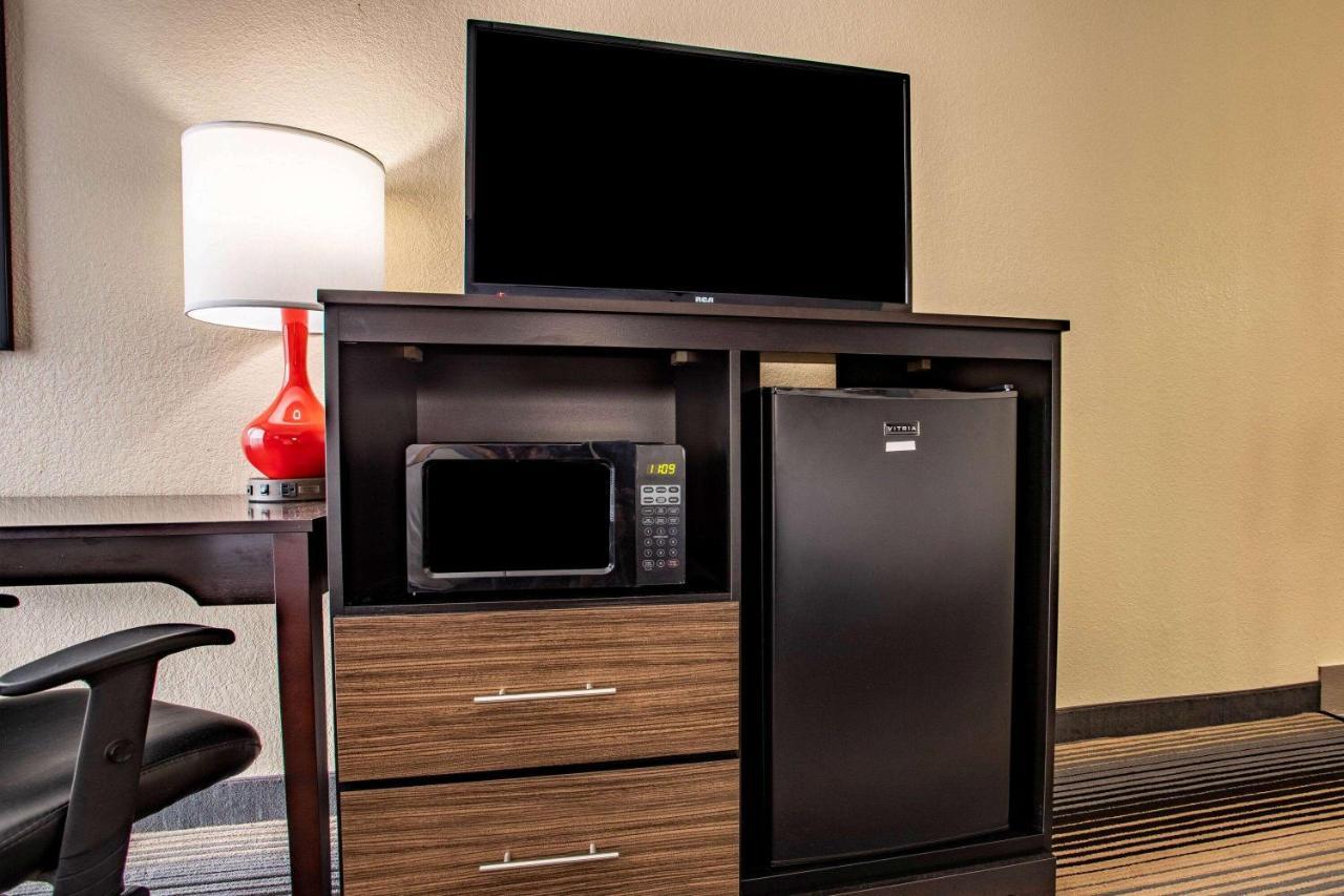 Hotel Wingate By Wyndham 3*